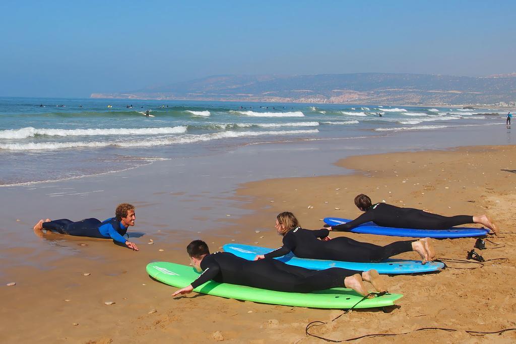 Zen Surf Beach House Hotel Aourir Buitenkant foto