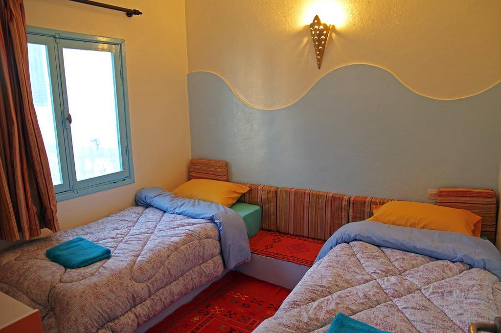 Zen Surf Beach House Hotel Aourir Buitenkant foto